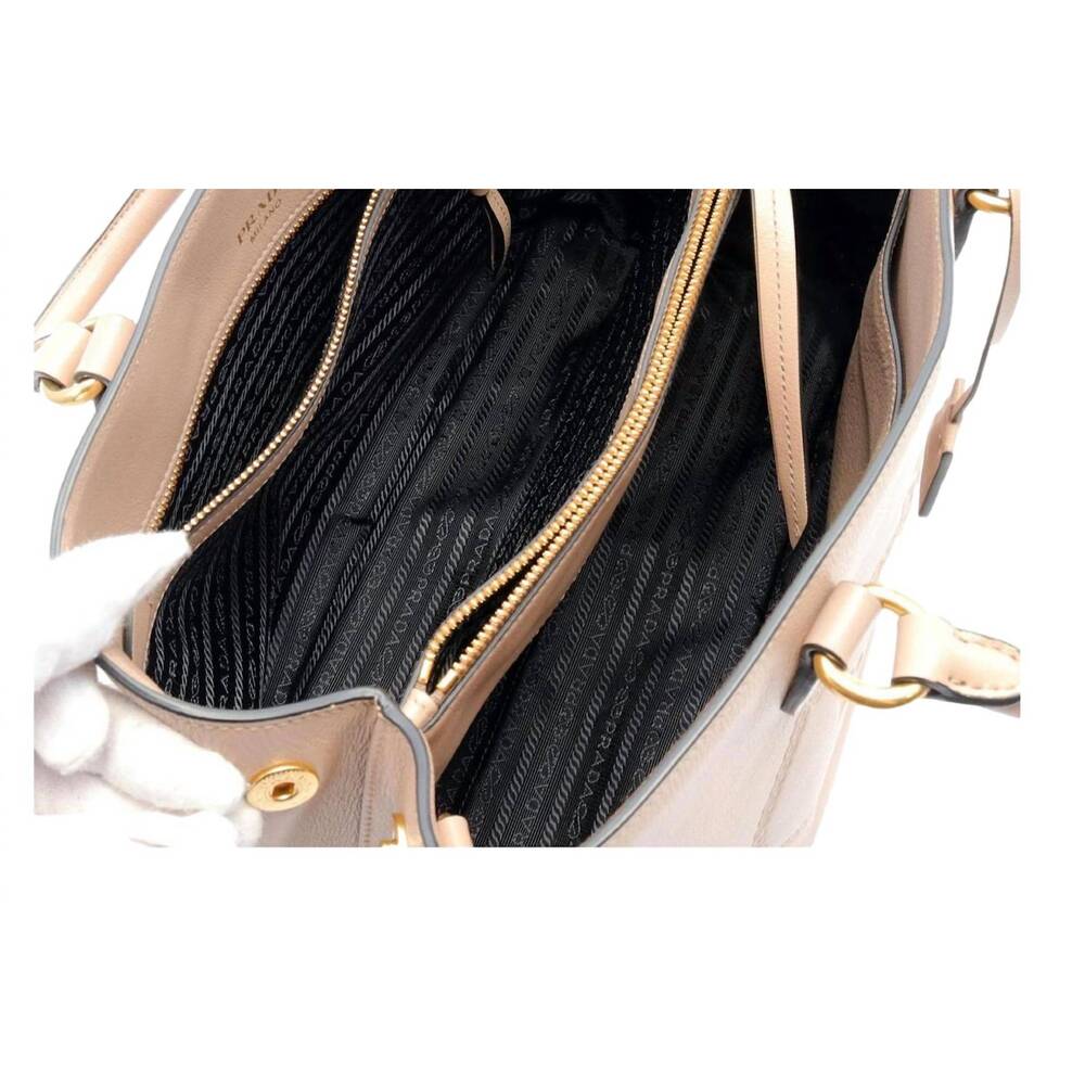 NEW PRADA women's embossed logo soft leather handbag shopper tote in cammeo beig - Picture 3 of 6